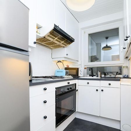 Апартаменты Bright 2Br - Butte Montmartre | By Airnest Париж Экстерьер фото